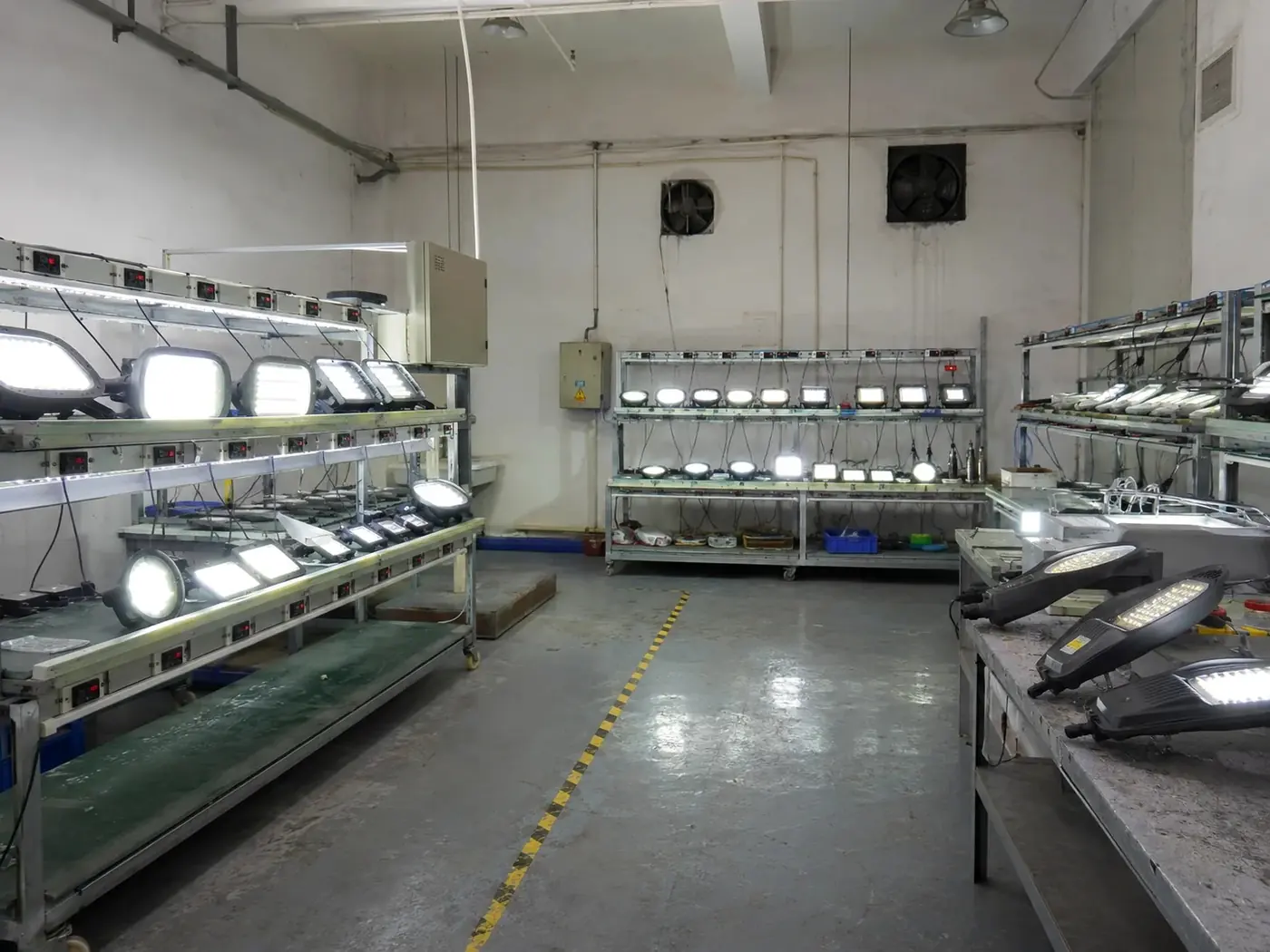 LED street light aging test room for fixture reliability check before shipment