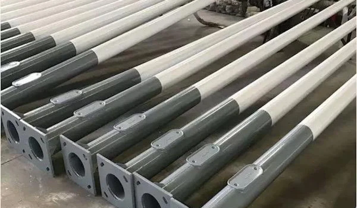 hot-galvanized-street-light-pole17236840459